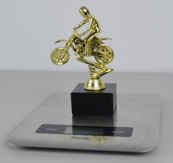 Motokrosová soška na mramorovém podstavci 13 cm