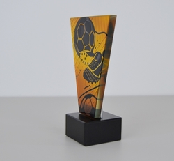 Skleněná fotbalová trofej 15 cm - míč a kopačka