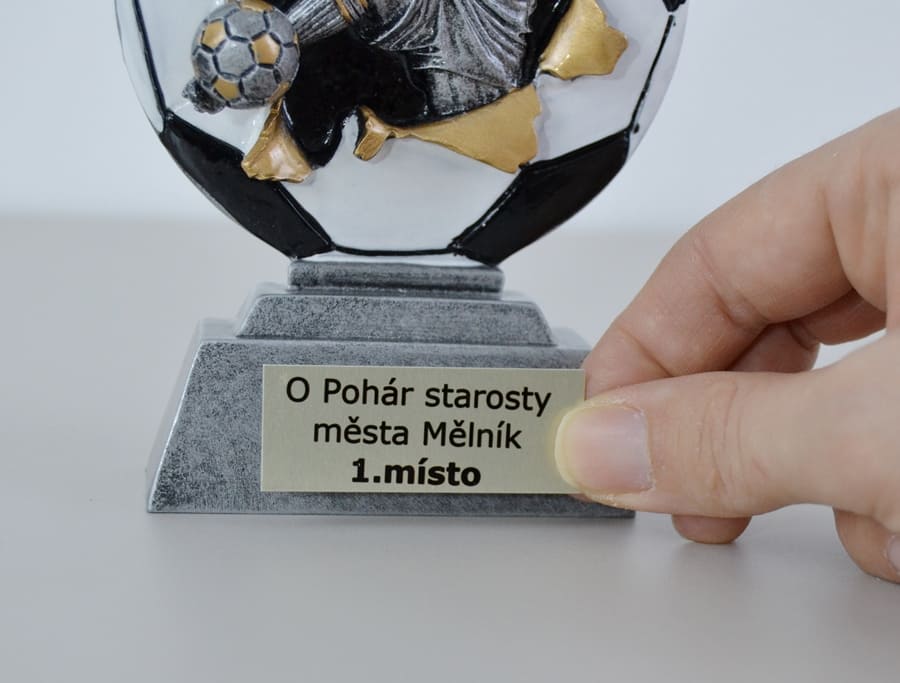Fotbalová Resinová Soška Hráče 13,5 cm