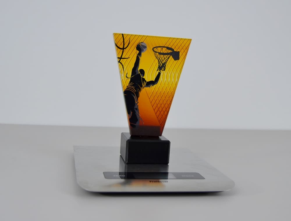 Skleněná basketbalová trofej 15 cm