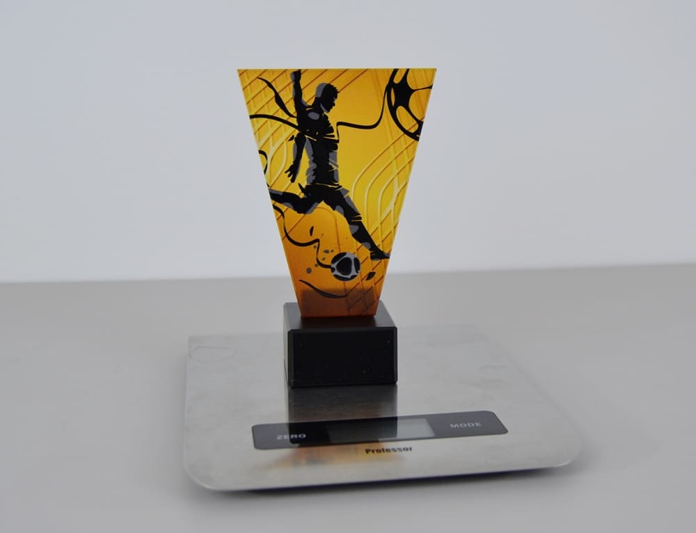 Skleněná fotbalová trofej 15 cm - hráč