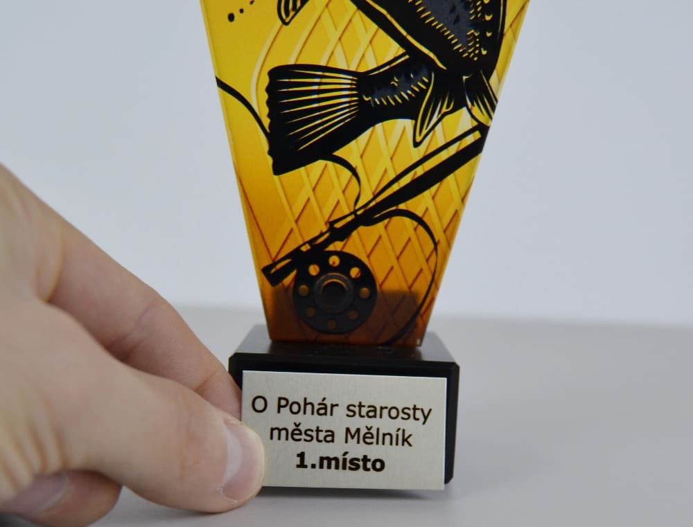 Skleněná Rybářská trofej 15 cm - pstruh